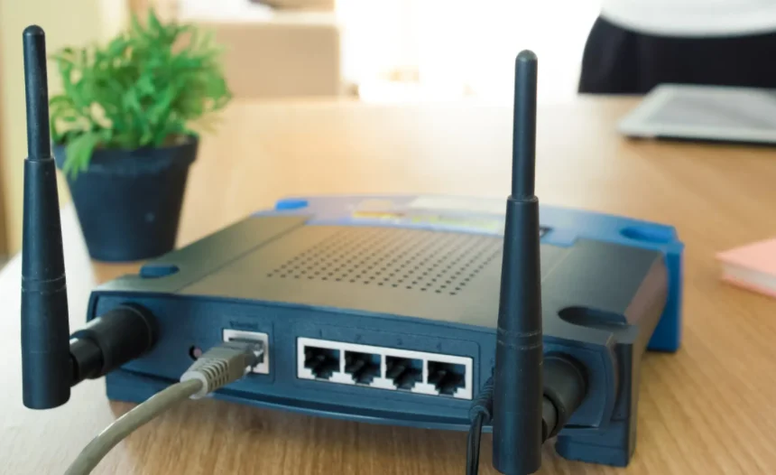 Выключение роутера из розетки. Можно ли выключать роутер. Как отключить маршрутизатор от сети. Можно ли выключать роутер. Можно ли выключать роутер.